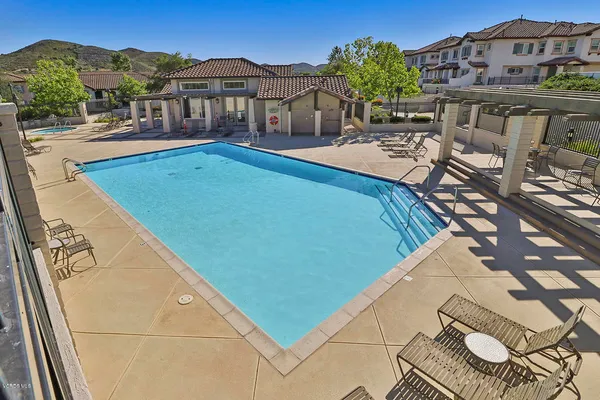 $759,950 | 155 Via Aldea, Newbury Park, CA 91320