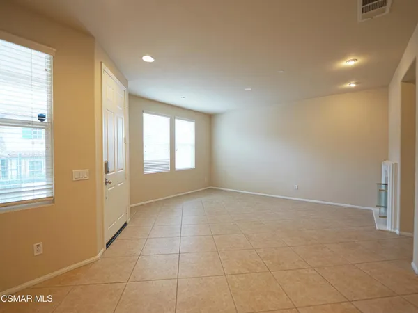 $759,950 | 155 Via Aldea, Newbury Park, CA 91320