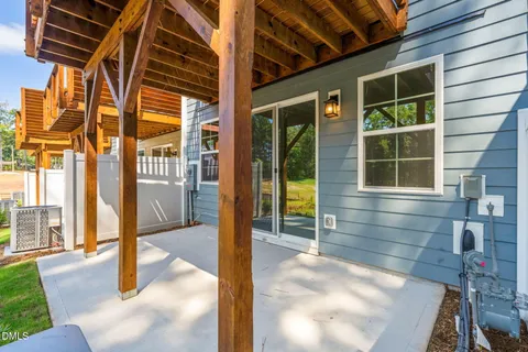 $399,990 | 1112 Blackthorn Lane, Durham, NC 27703