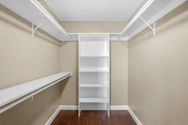 $1,400 | 3525 Sage Road, Unit 801, Houston, TX 77056