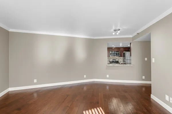 $1,400 | 3525 Sage Road, Unit 801, Houston, TX 77056