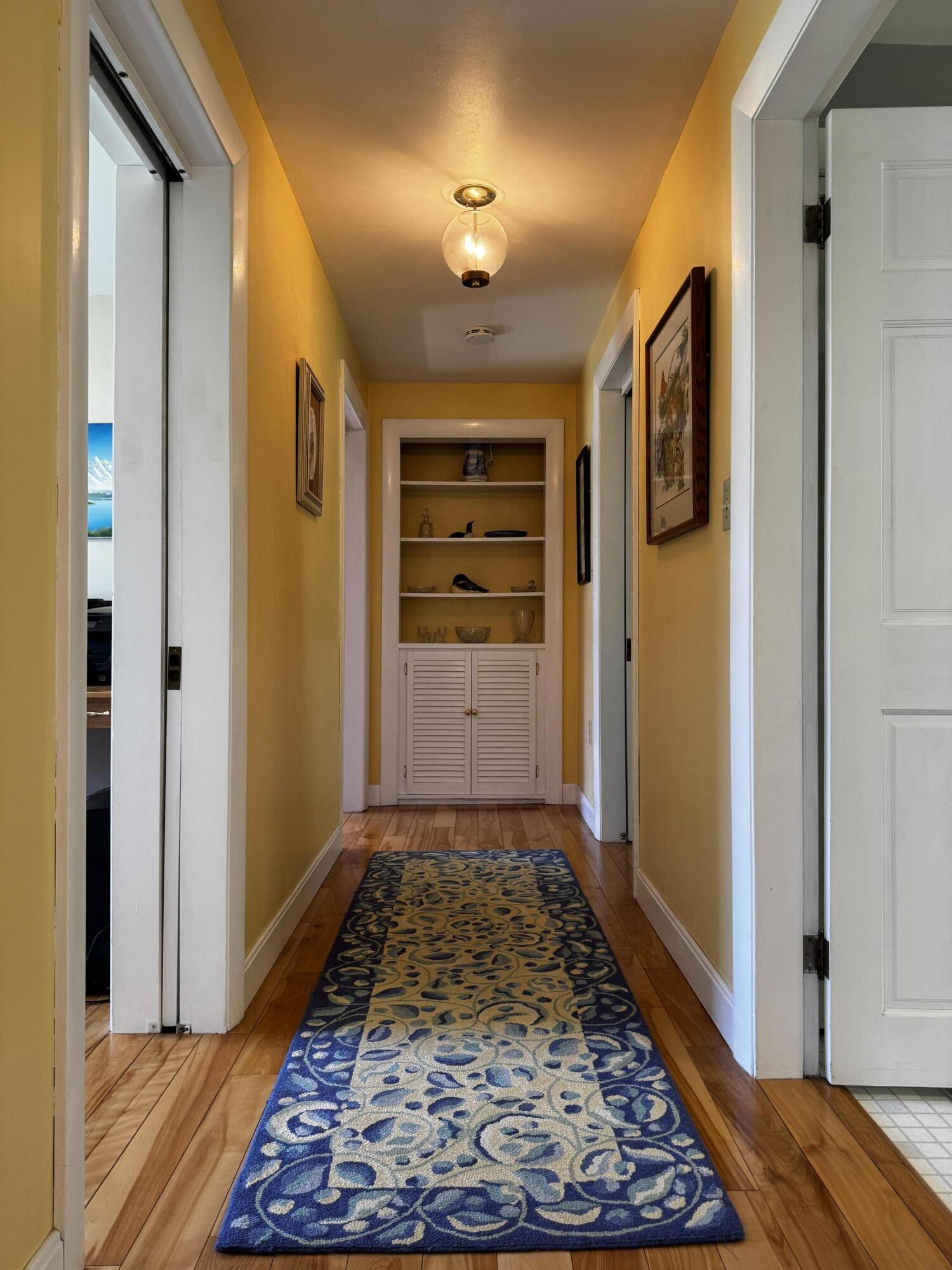 18 Rand Road Yarmouth, ME 04096 - Photo 25 of 58 Bedroom hallway
