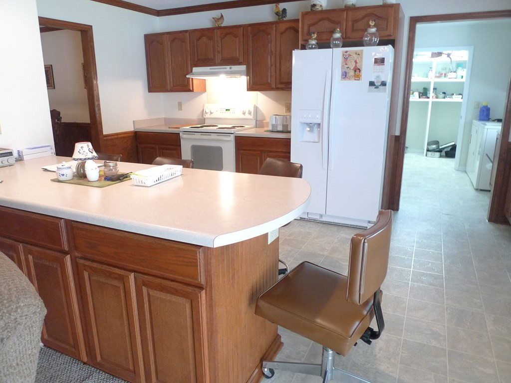 7016 Old State Road Holly Hill, SC 29059 - Photo 11 of 25 kitchen