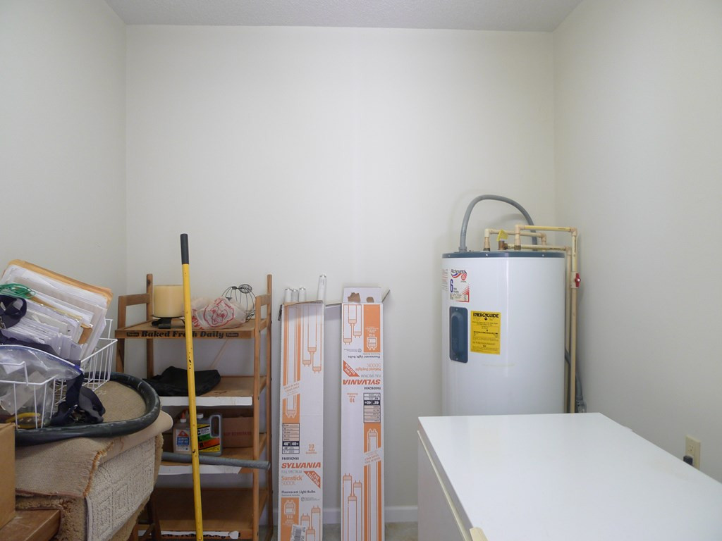 7016 Old State Road Holly Hill, SC 29059 - Photo 23 of 25 storage room