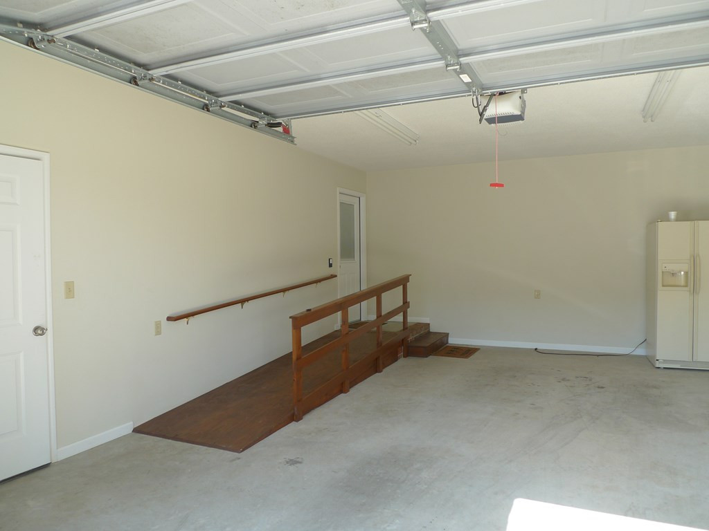 7016 Old State Road Holly Hill, SC 29059 - Photo 3 of 25 garage