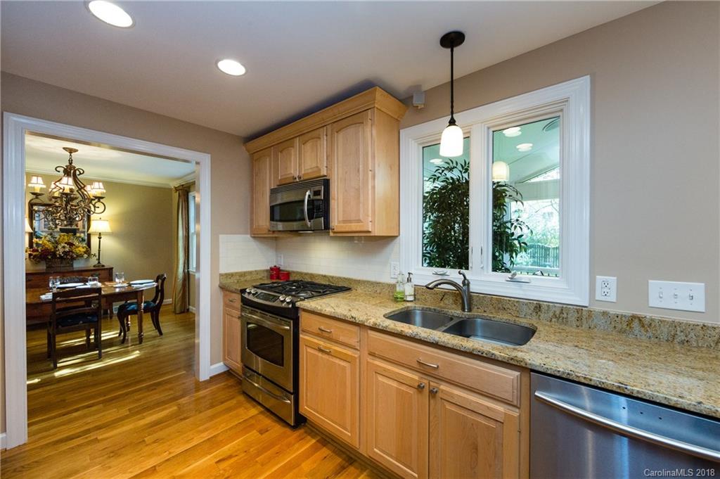 3825 Flowerfield Road Charlotte, NC 28210 - Photo 12 of 36 Gallery Image 12
