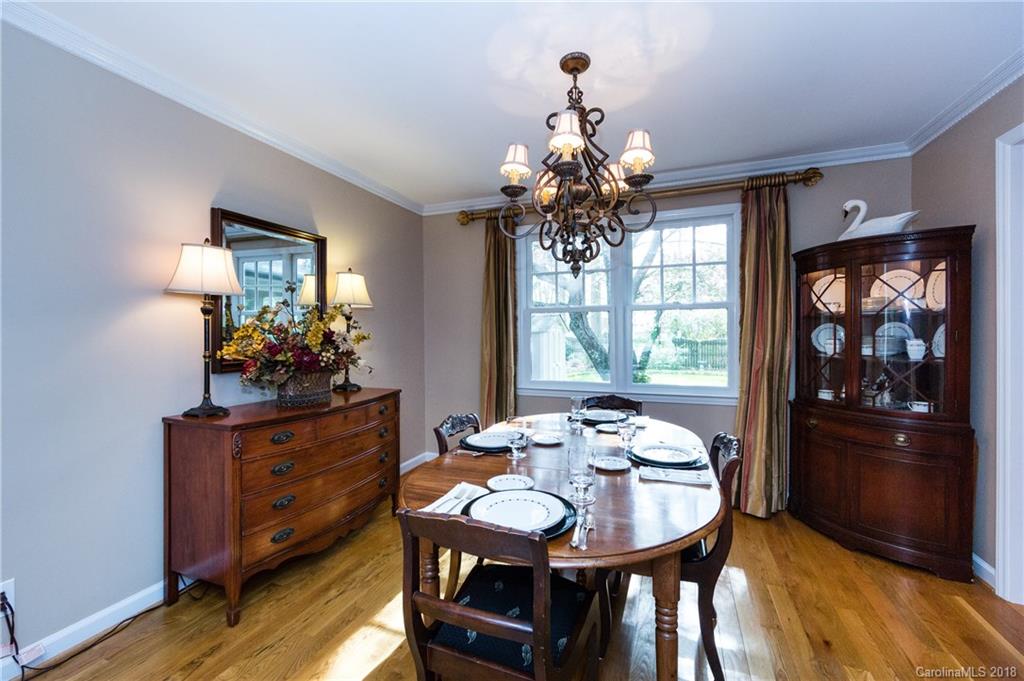 3825 Flowerfield Road Charlotte, NC 28210 - Photo 6 of 36 Gallery Image 6