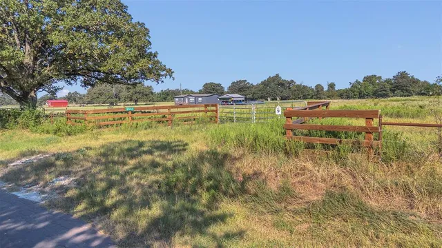 $119,000 | 8900 Old Highway, Calvert, TX 77837