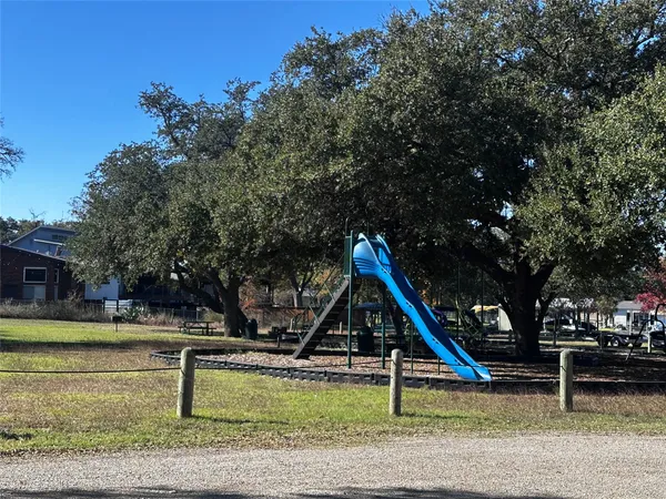 $60,000 | 319-321 Driftwood Drive, Granite Shoals, TX 78654