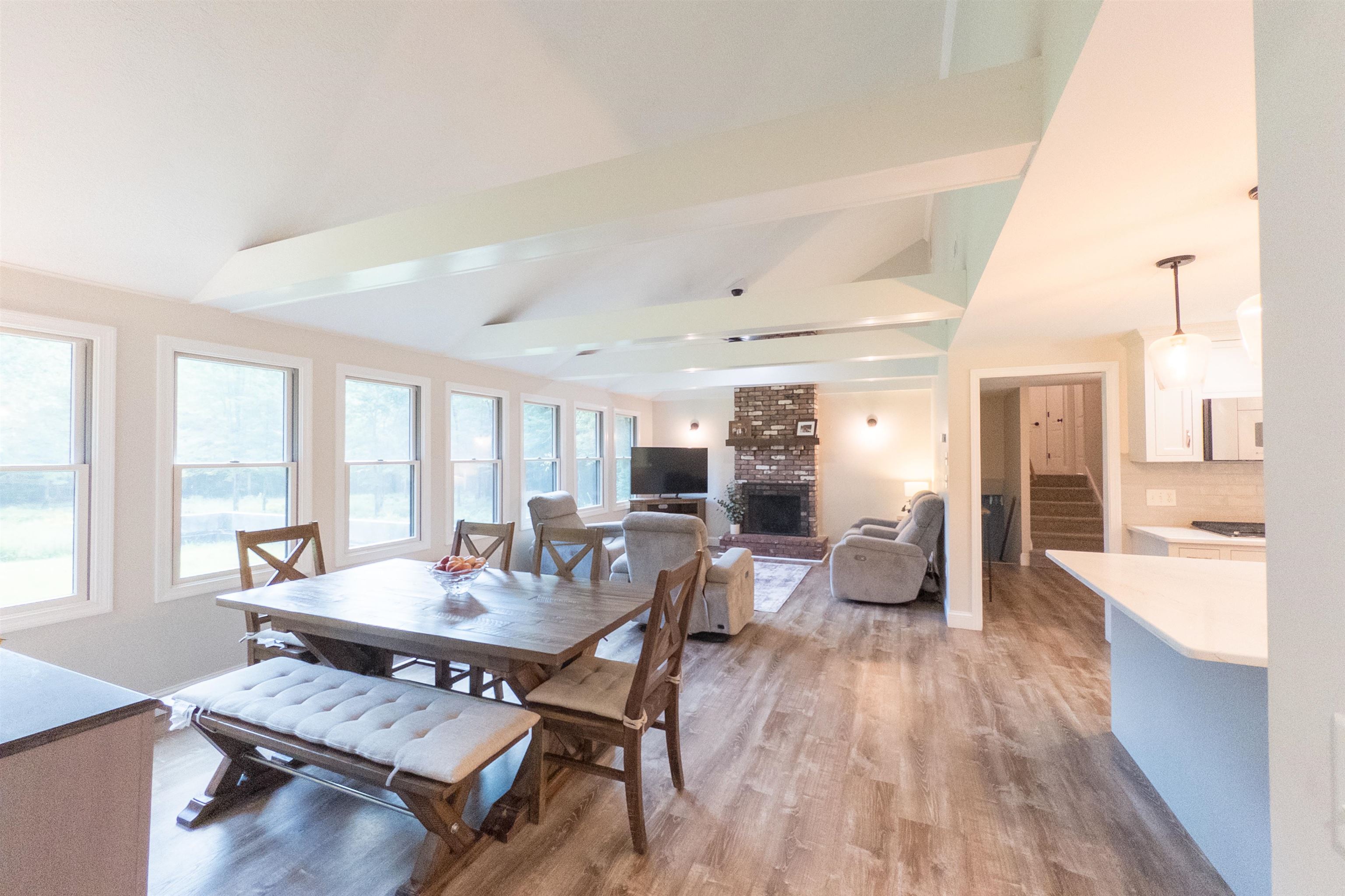 596 River Road Eliot, ME 03903 - Photo 5 of 40