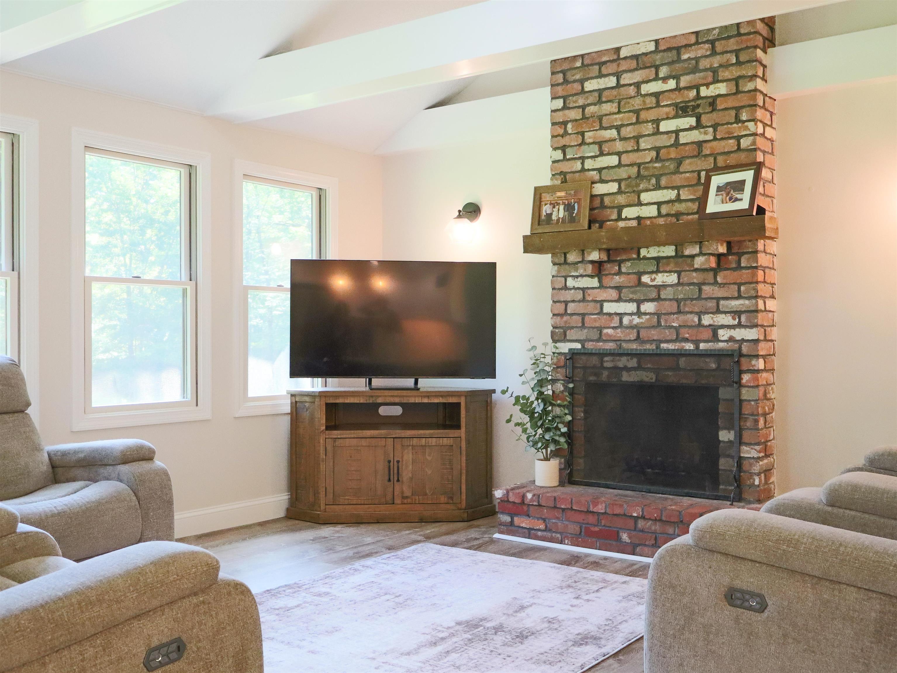 596 River Road Eliot, ME 03903 - Photo 8 of 40