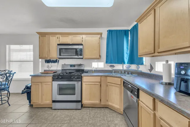 $284,950 | 10891 Northview Drive, El Paso, TX 79934