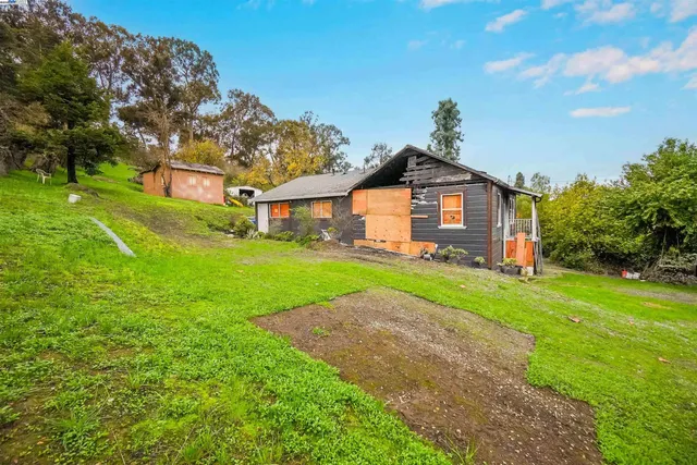 $649,950 | 27449 Dobbel Avenue, Hayward, CA 94542