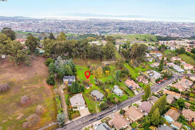 $649,950 | 27449 Dobbel Avenue, Hayward, CA 94542