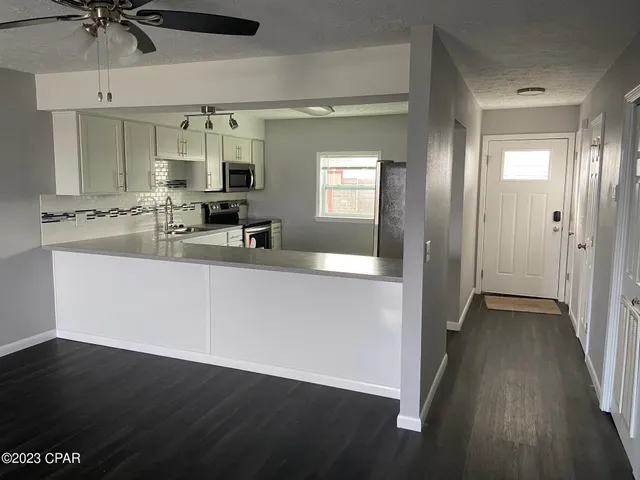 $1,995 | 609 South Berthe Avenue, Panama City, FL 32404