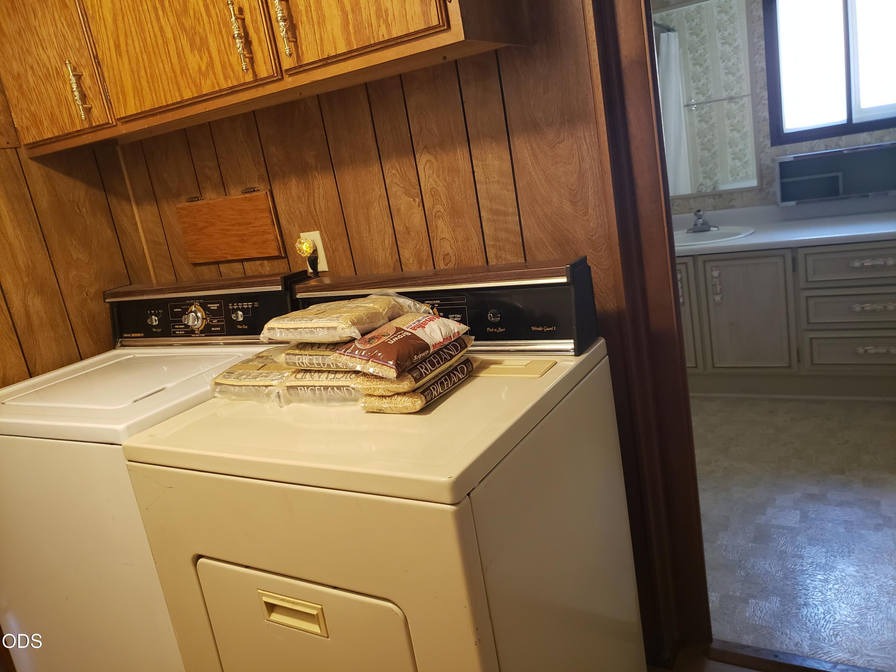 222 Ollis Road, Unit 25 Cave Junction, OR 97523 - Photo 14 of 26