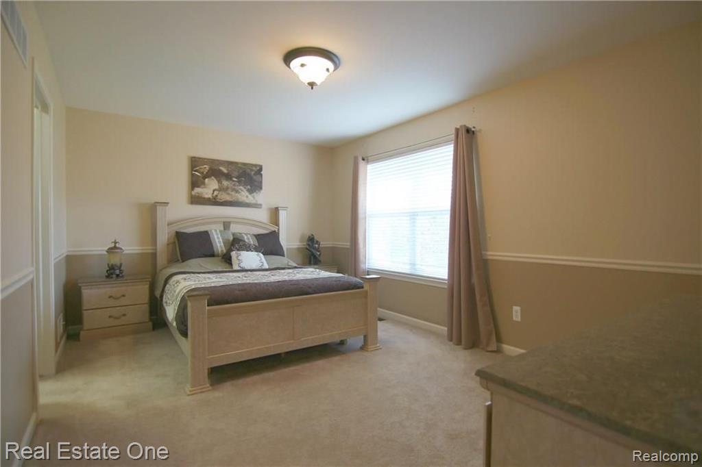 3046 Penn Court Rochester Hills, MI 48307 - Photo 33 of 38