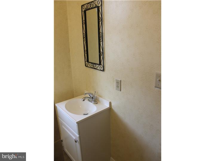 3111 Ruth Street Philadelphia, PA 19134 - Photo 18 of 23 Bathroom