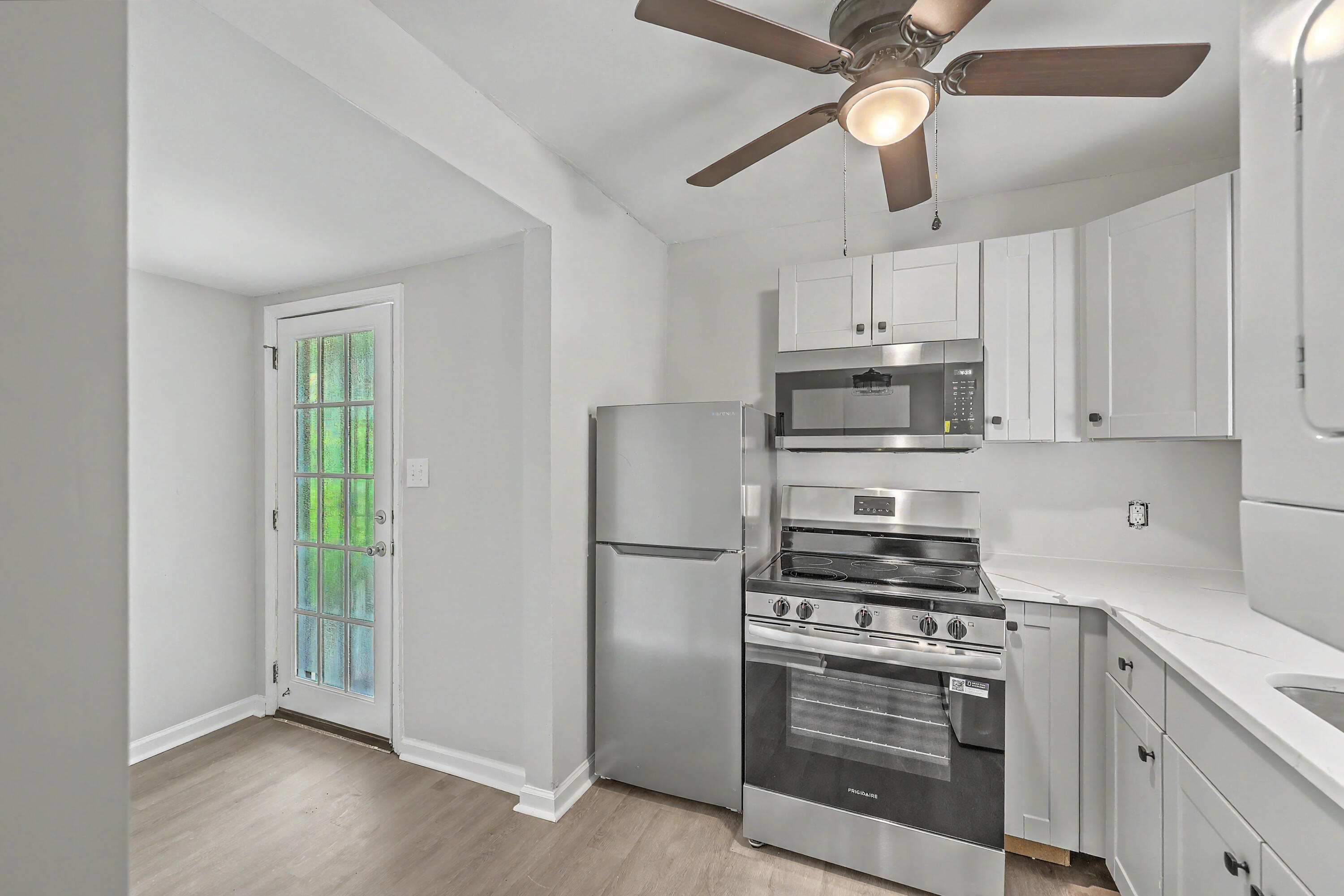 119 Drake Street, Unit D Charleston, SC 29403 - Photo 7 of 21 Kitchen
