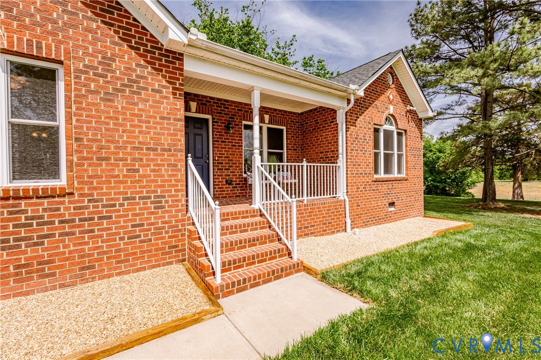 2018 Valentine Road Henrico, VA 23228 - Photo 5 of 47 Brick exterior with a covered front porch, white r