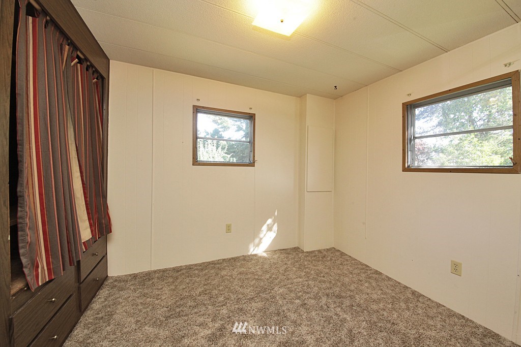 2207 Lancaster Road Freeland, WA 98249 - Photo 11 of 15