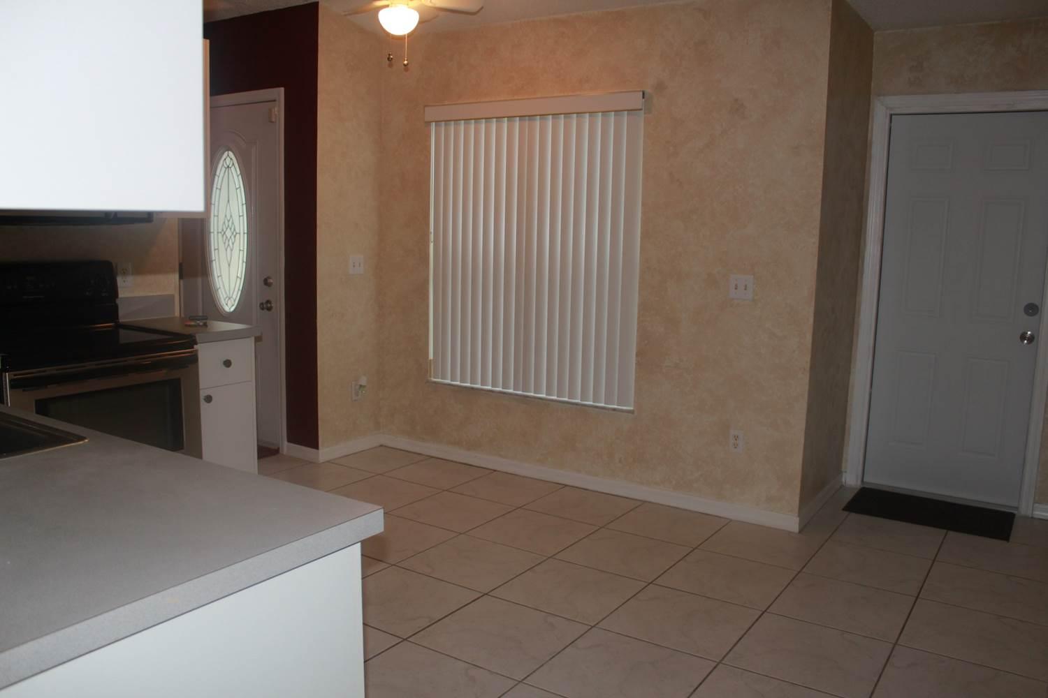 3239 Southeast W Snow Road Port St. Lucie, FL 34984 - Photo 12 of 24 West Snow. eatin