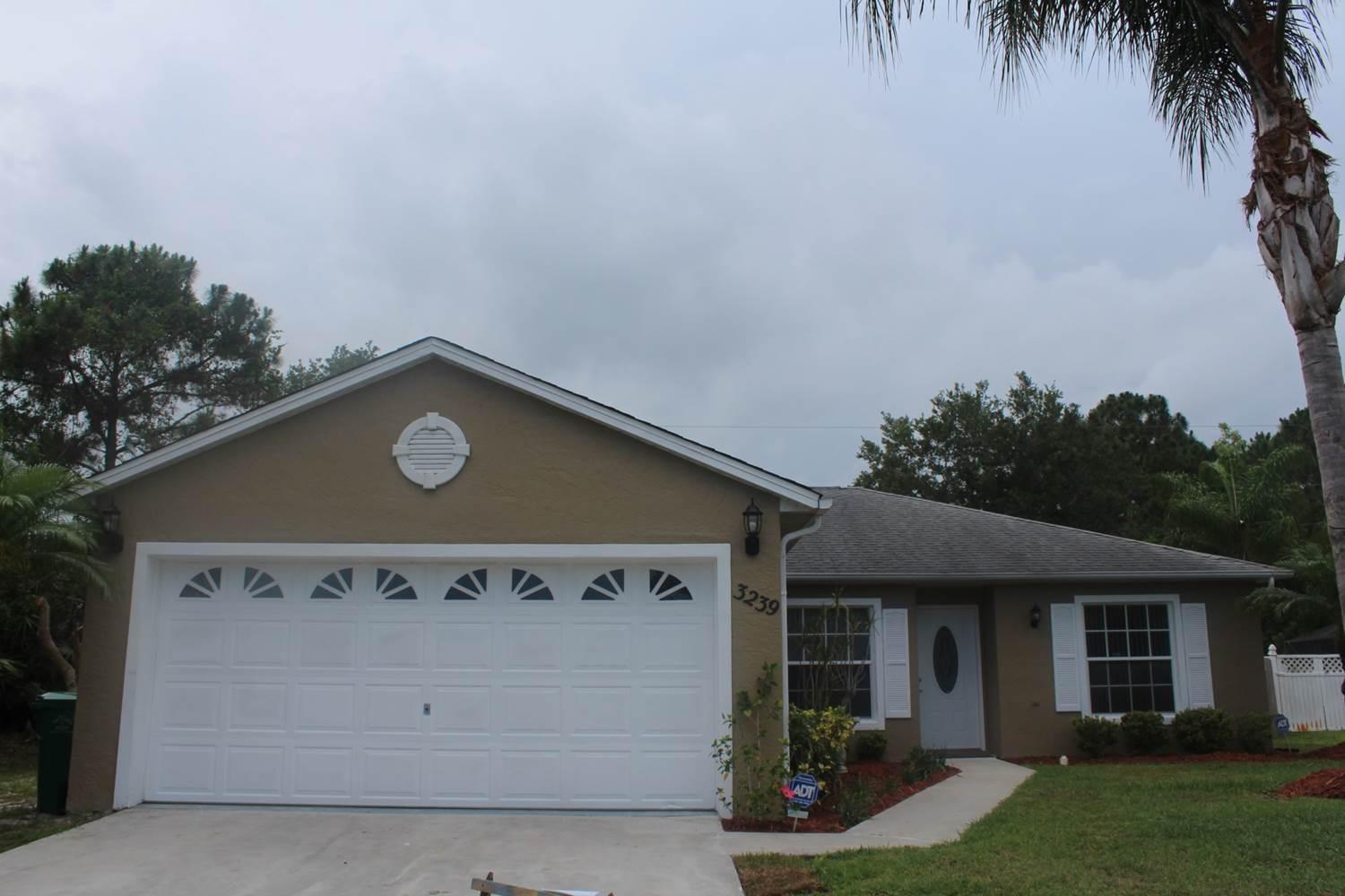 3239 Southeast W Snow Road Port St. Lucie, FL 34984 - Photo 15 of 24 West Snow. exterior2