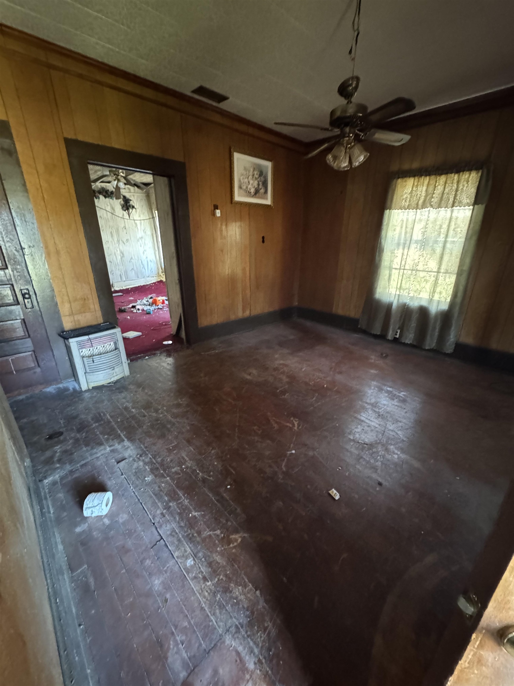 194 East Ashley Street Atmore, AL 36502 - Photo 13 of 17 Entrance Foyer