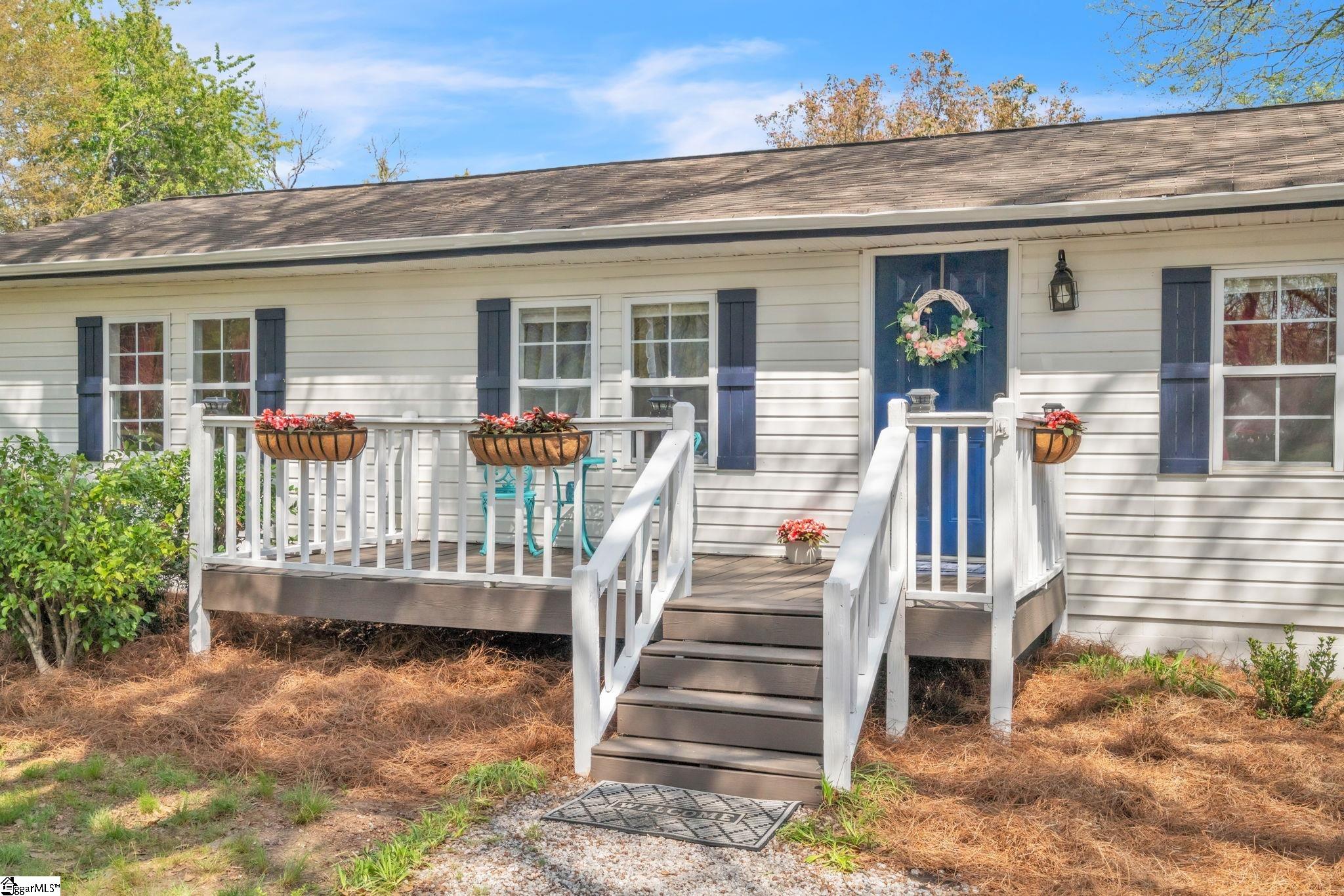 853 Scuffletown Road Simpsonville, SC 29681 - Photo 3 of 27