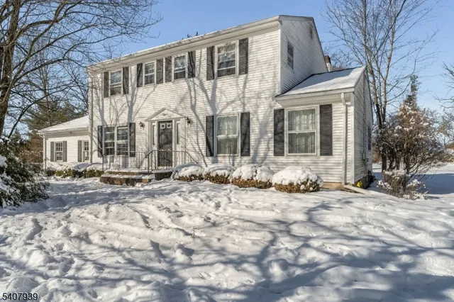 $624,900 | 3 Meadow Lark Court, Flemington, NJ 08822