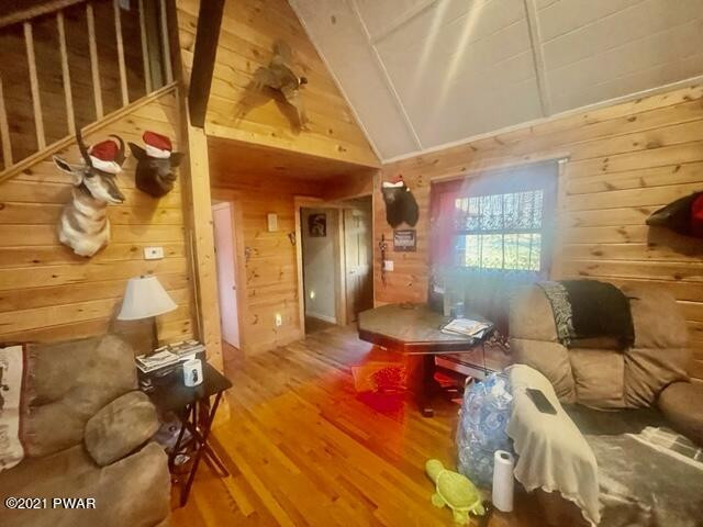 141 Stonehenge Road Milford, PA 18337 - Photo 8 of 18 IMG_6043