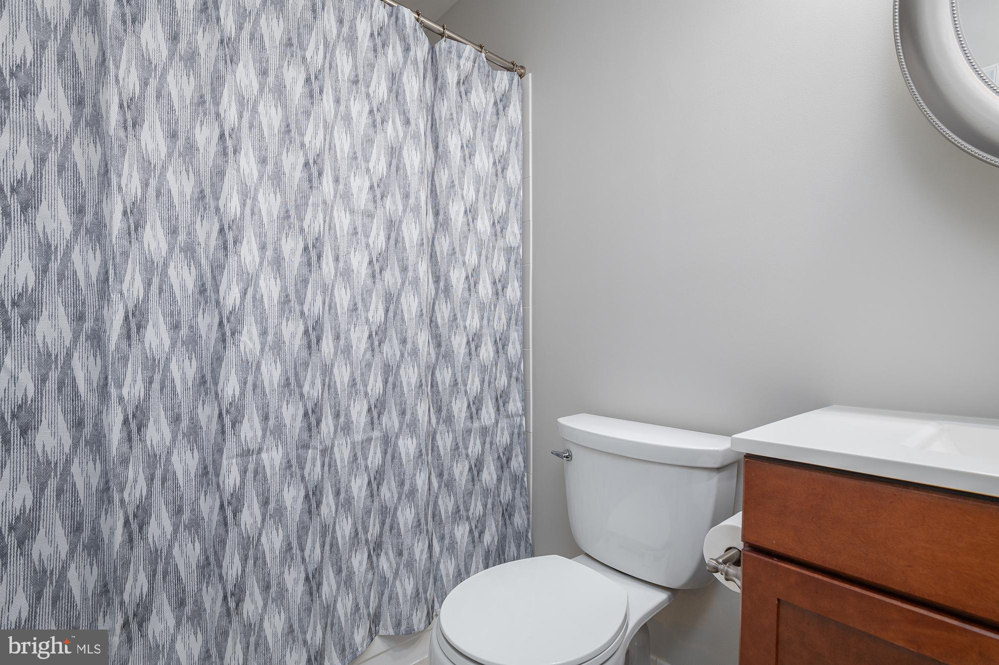 318 Regal Drive Abingdon, MD 21009 - Photo 11 of 43 Bathroom 2