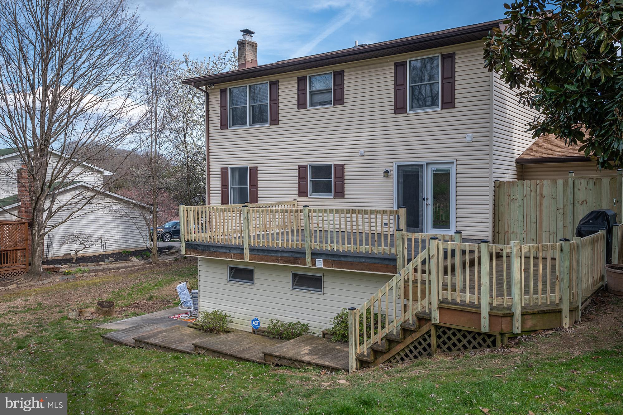 318 Regal Drive Abingdon, MD 21009 - Photo 19 of 43 New deck ralling (flooring installed soon!)