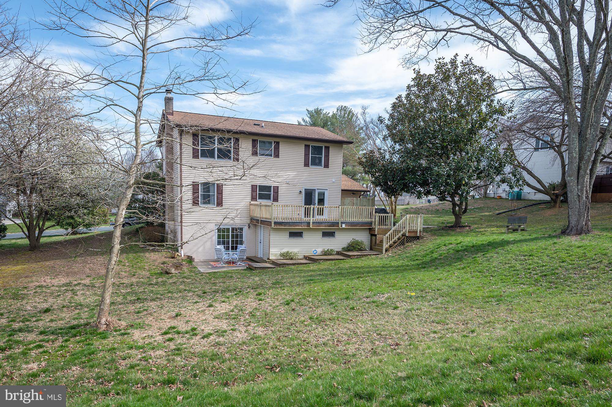 318 Regal Drive Abingdon, MD 21009 - Photo 20 of 43 Spacious yard