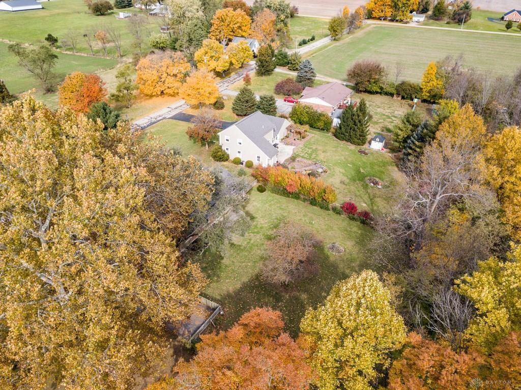 3175 Benham Road Tipp City, OH 45371 - Photo 7 of 38