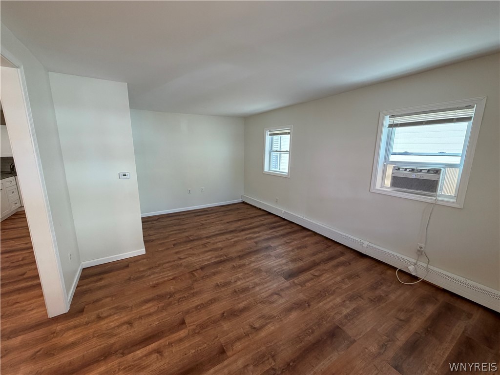 76 Bush Street Buffalo, NY 14207 - Photo 5 of 47