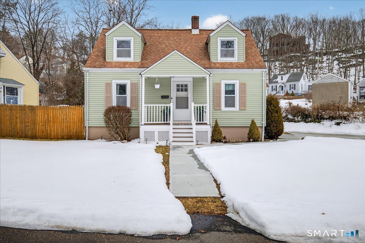 15 Evelyn Road Derby, CT 06418 - Photo 1 of 1