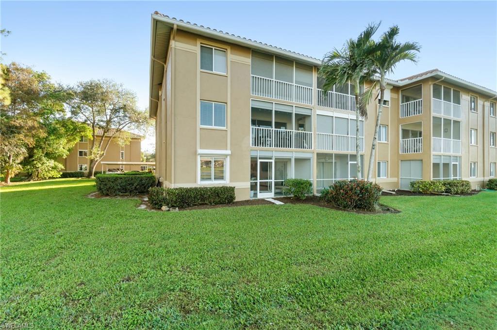5975 Bloomfield Circle, Unit C108 Naples, FL 34112 - Photo 23 of 50 Highly Desirable - walkout, first floor END UNIT!