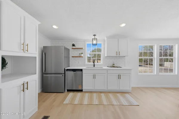 $320,000 | 148 Swains Lane, Barco, NC 27917