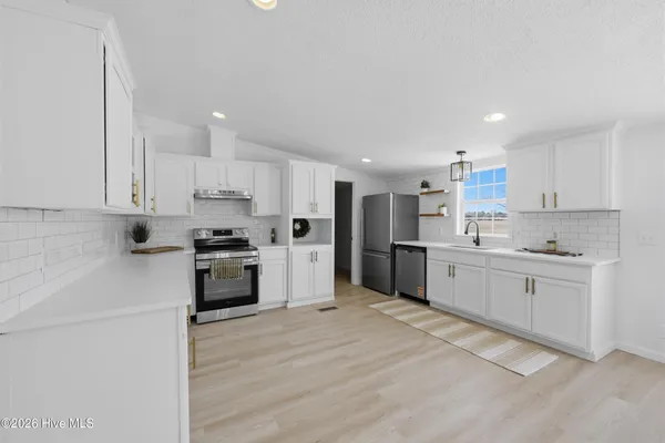 $320,000 | 148 Swains Lane, Barco, NC 27917