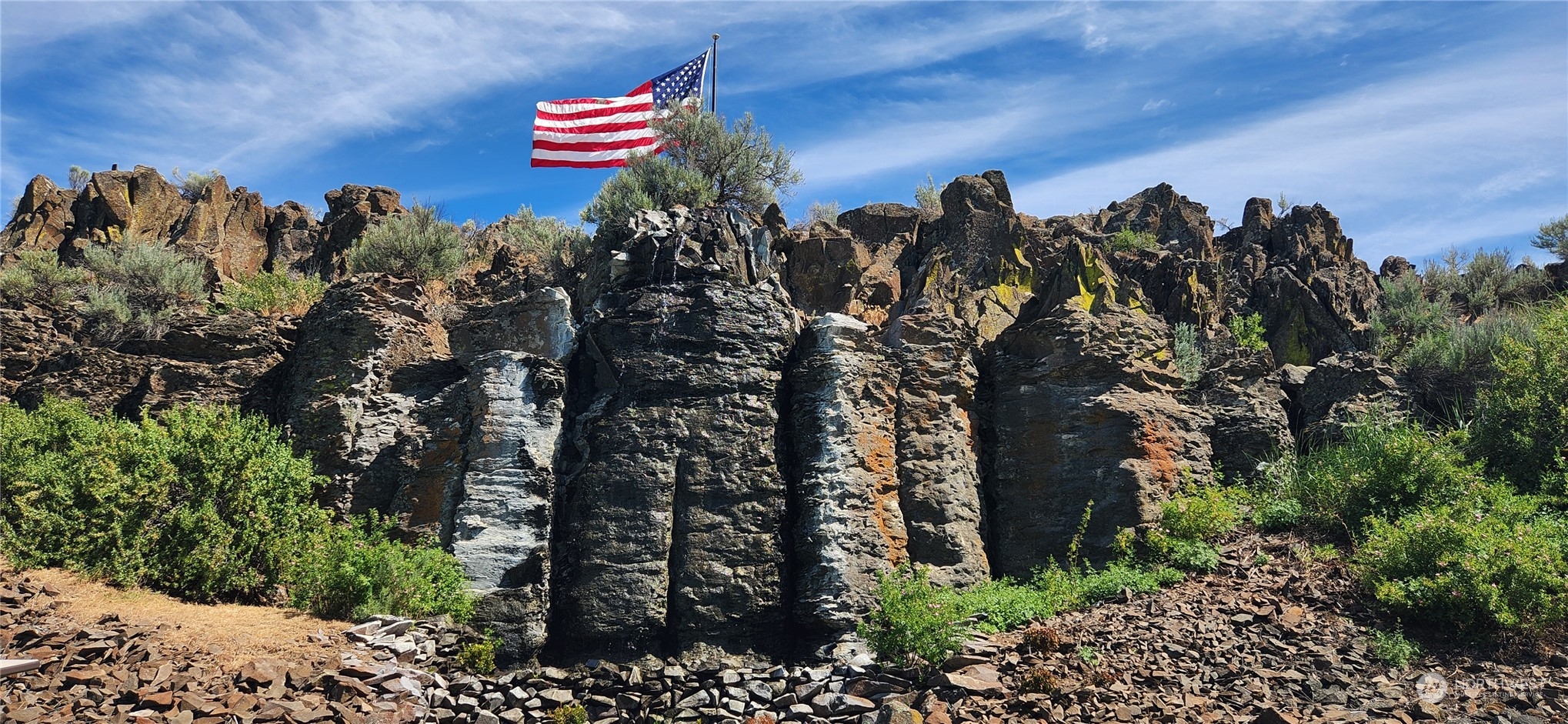 3347 Cornucopia Drive Ephrata, WA 98823 - Photo 25 of 40 a view of a house with a tree