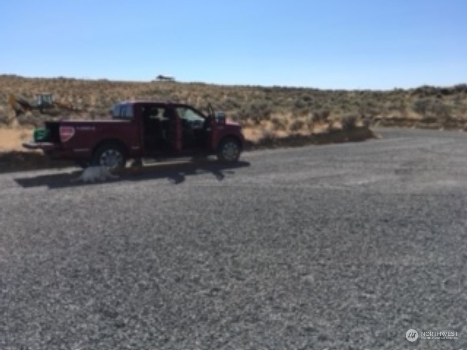 3347 Cornucopia Drive Ephrata, WA 98823 - Photo 5 of 40 a view of a house with a mountain in the background