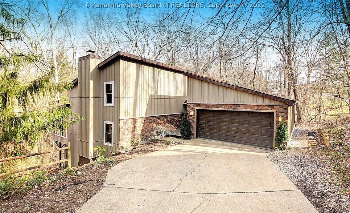 1820 Shadybrook Road Charleston, WV 25314 - Photo 1 of 30 Gallery Image 1