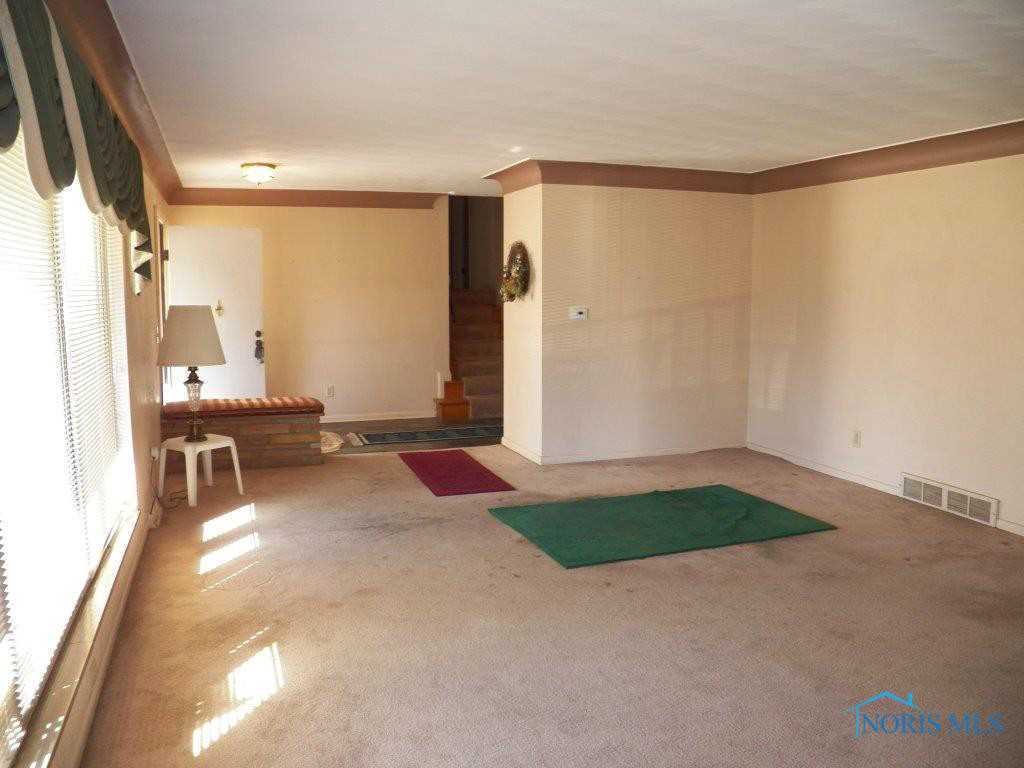 5602 East Rowland Road Toledo, OH 43613 - Photo 10 of 18 Gallery Image 10