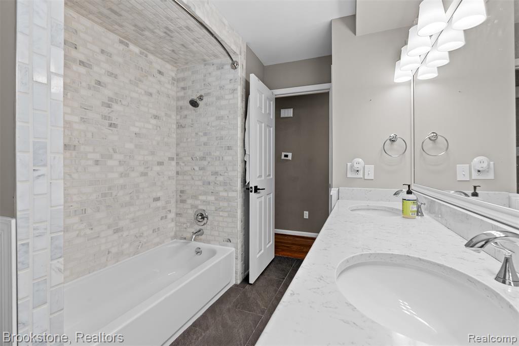 87 East Maryknoll Road Rochester Hills, MI 48309 - Photo 18 of 35