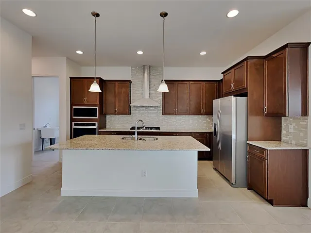 $4,250 | 15709 Vetta Drive, Montverde, FL 34756