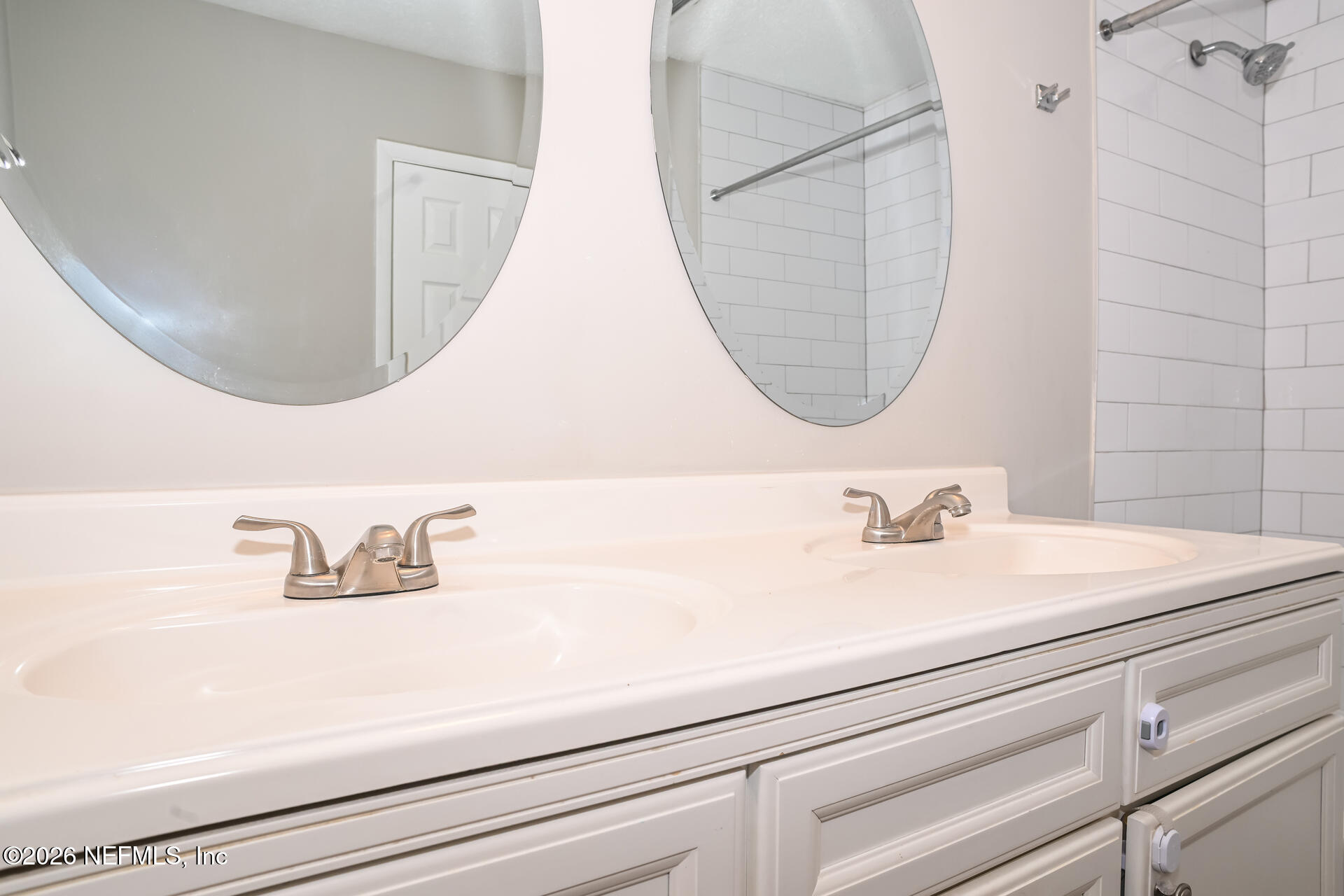 1141 Alderman Road East Jacksonville, FL 32211 - Photo 12 of 21 012-photo-main-bathroom-15493491