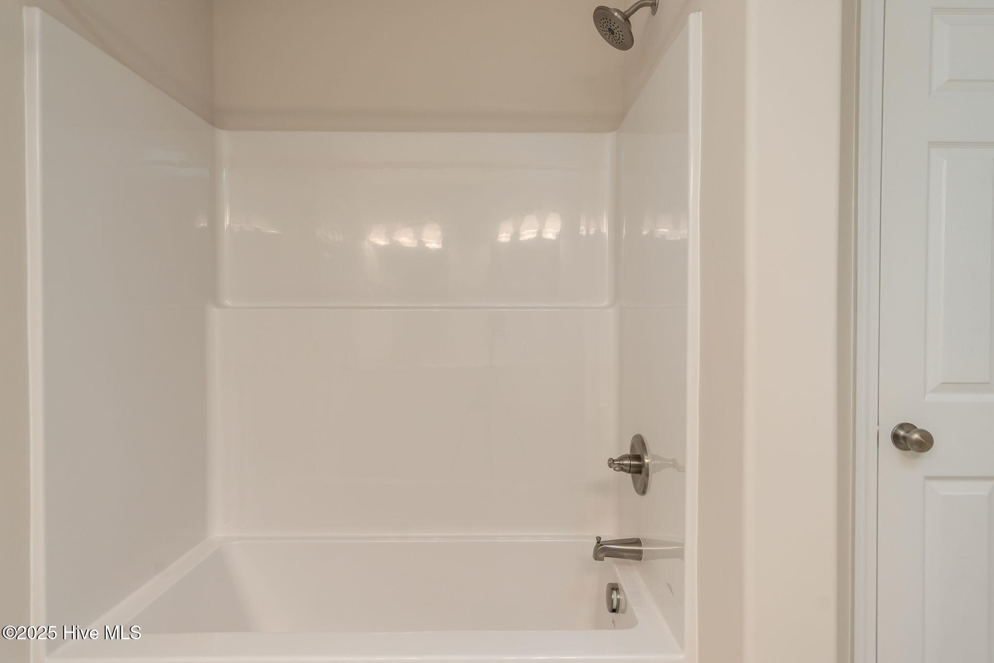 211 Brighttown Road Maysville, NC 28555 - Photo 30 of 41 Primary Bathroom