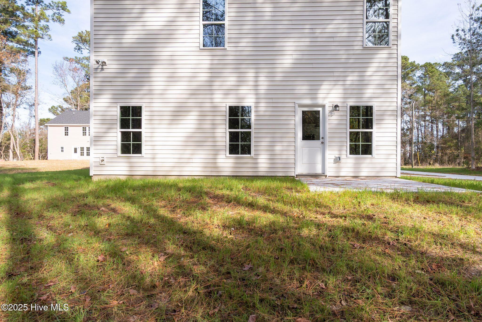 211 Brighttown Road Maysville, NC 28555 - Photo 37 of 41 Back Exterior