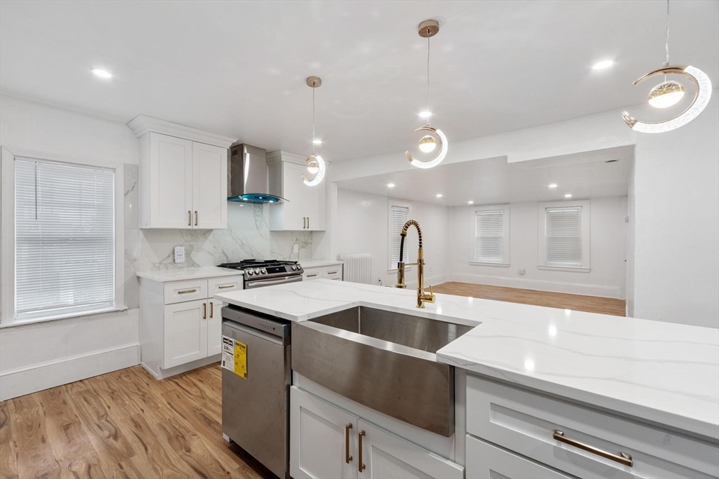 5 Oceanview Street Winthrop, MA 02152 - Photo 3 of 17